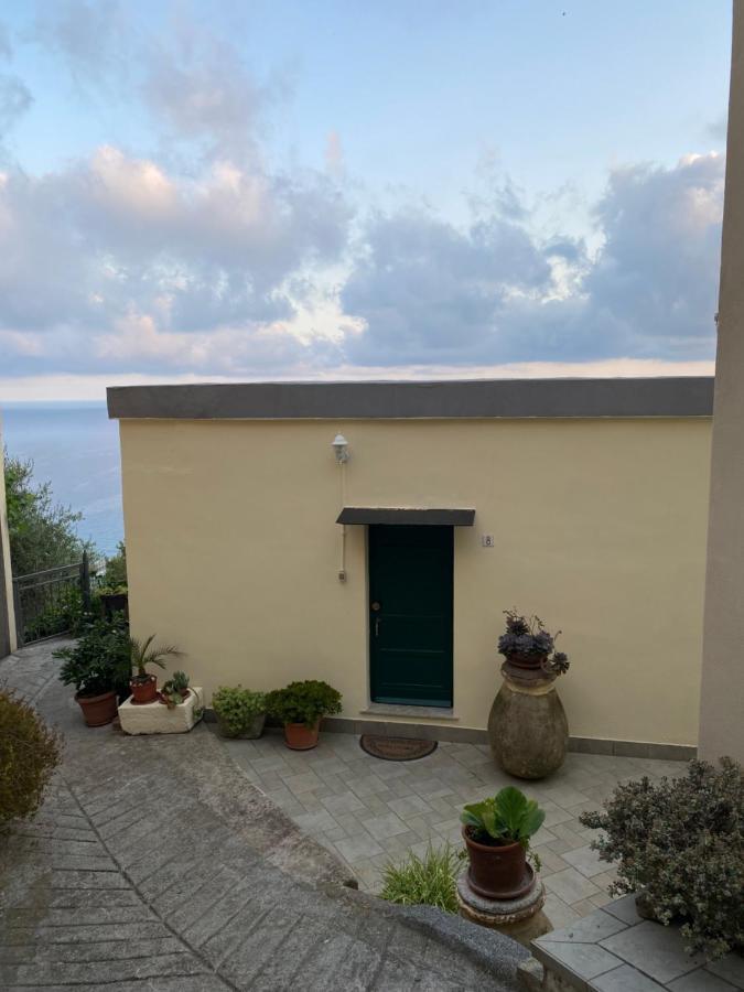 “Da Senso” Relax Nel Verde Vista Mare Finale Ligure Dış mekan fotoğraf